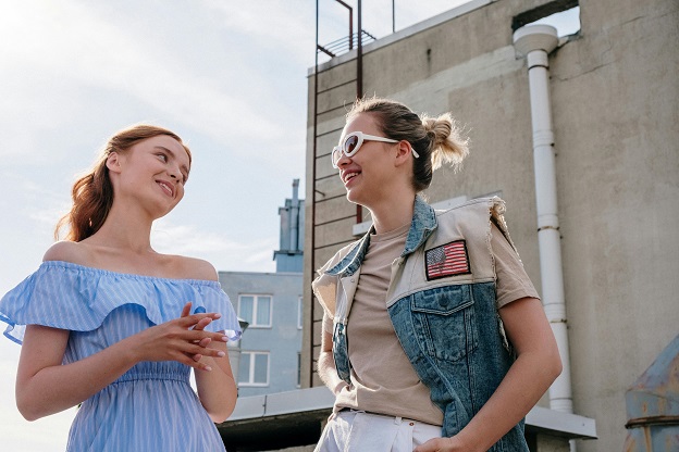 SesliAlem: Sesli Chat ve Mobil Sohbetin Yeni Ne...